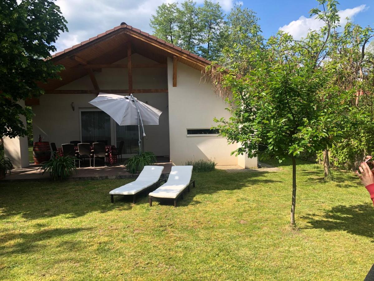 Five Season'S Lakehouse Balatonlelle Exterior photo